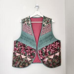 Vintage 90s Handmade Patchwork Quilted Vest Floral Christmas Holiday Cottagecore